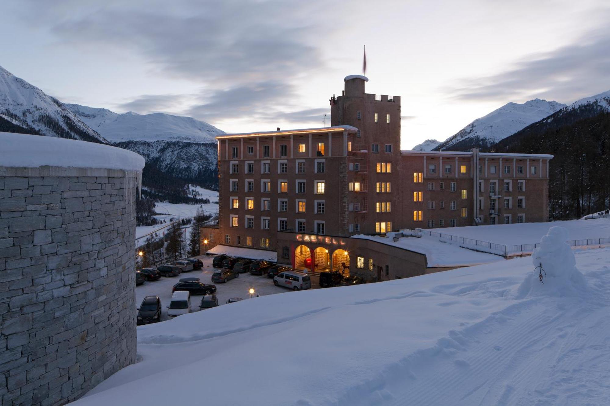 Hotel Castell ซูออซ ภายนอก รูปภาพ